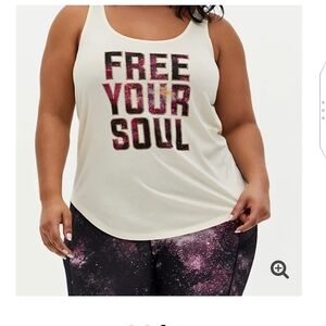 🆕FREE YOUR SOUL IVORY WICKING ACTIVE TANK